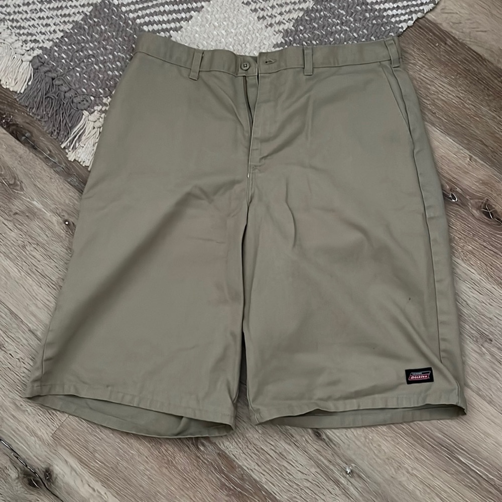Dickies Khaki Shorts, Size 36